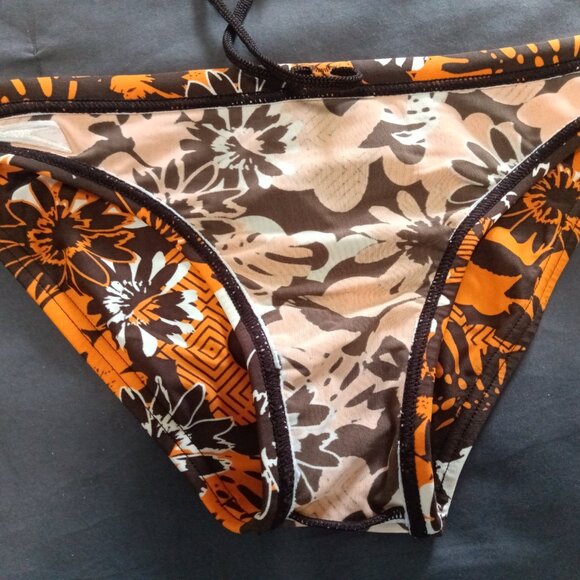 (*) VINTAGE 1" SPEEDO SWIM BRIEF, SIZE 29" (SMALL), ORANGE FLOWERS (Pre-owned) - Picture 5 of 7